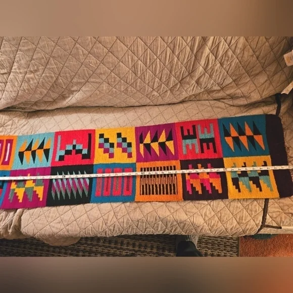 Vintage Peruvian Hand-Weaved Wool Table Runner - Picture 5 of 7